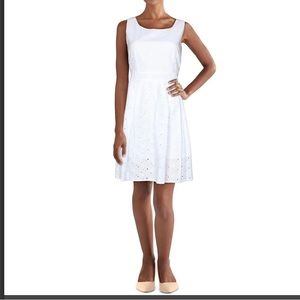 FREE 🎉🎉🎉w/ purchase White Eyelet Coctail dress
